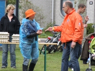 Koninginnedag 2010: Eiergooien en kinderspelen