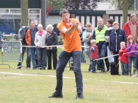 Koninginnedag 2010: Eiergooien en kinderspelen
