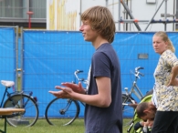 Koninginnedag 2010: Eiergooien en kinderspelen