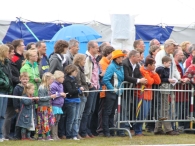 Koninginnedag 2010: Eiergooien en kinderspelen
