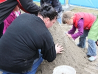 Koninginnedag 2010: Eiergooien en kinderspelen