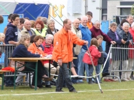 Koninginnedag 2010: Eiergooien en kinderspelen