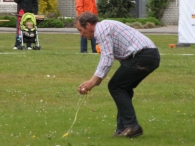 Koninginnedag 2010: Eiergooien en kinderspelen