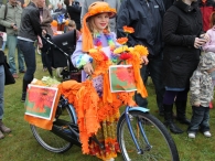 Koninginnedag 2010: Versierde fietsen - vrijmarkt