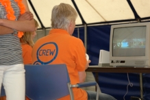 Koninginnedag 2011: Eiergooien en kinderspelen