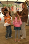Koninginnedag 2011: Eiergooien en kinderspelen