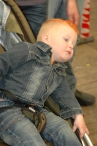 Koninginnedag 2011: Eiergooien en kinderspelen