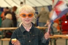 Koninginnedag 2011: Eiergooien en kinderspelen