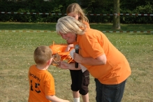 Koninginnedag 2011: Eiergooien en kinderspelen