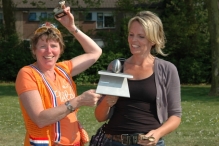 Koninginnedag 2011: Eiergooien en kinderspelen