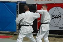 Koninginnedag 2011: Eiergooien en kinderspelen