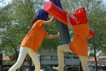 Koninginnedag 2011: Eiergooien en kinderspelen