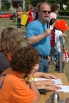Koninginnedag 2011: Eiergooien en kinderspelen