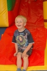 Koninginnedag 2011: Eiergooien en kinderspelen