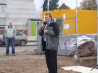 Eerste steen nieuwbouw De Voor