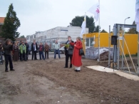 Eerste steen nieuwbouw De Voor