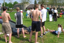 Koninginnedag 2004 - Waterzeskamp (2)