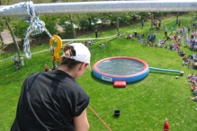 Koninginnedag 2004 - Waterzeskamp (2)