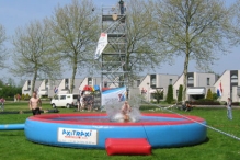 Koninginnedag 2004 - Waterzeskamp (3)