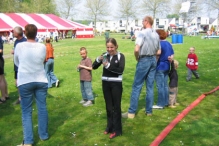 Koninginnedag 2004 - Waterzeskamp (2)