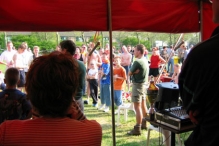 Koninginnedag 2004 - Waterzeskamp (3)