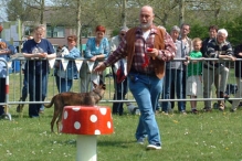 Koninginnedag 2004 - Doggy Dance (2)