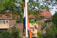 Koninginnedag 2004 - Optocht en Vlaghijsen