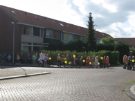 Afscheid meester van Dijke en juf de Vries