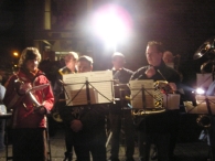 Kerstavond 2005 - Zingen bij de toren