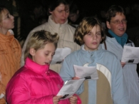 Kerstavond 2005 - Zingen bij de toren