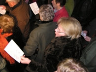 Kerstavond 2005 - Zingen bij de toren