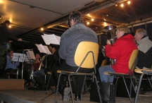 Kerst 2006: Zingen bij de toren