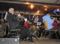 Kerst 2006: Zingen bij de toren