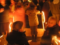 Kerst 2006: Zingen bij de toren