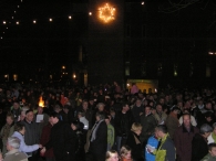 Kerst 2006: Zingen bij de toren