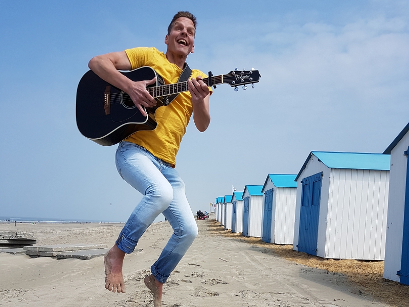 Pieter Leendertse lanceert debuutsingle | BHZNet.nl - Nieuws uit  Biddinghuizen