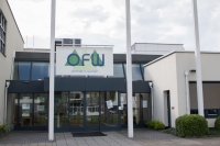 Twee jongeren delen één woning in nieuwe proef