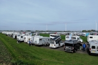 Ruim 300 campers te bekijken op markt in Biddinghuizen