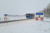 Treinen en bussen rijden mondjesmaat
