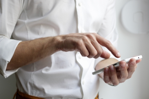 Welke providers bieden maandelijks opzegbare mobiele abonnementen aan?