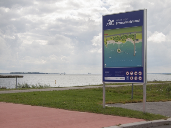 Verhoogde kans op blauwalg in open zwemwater