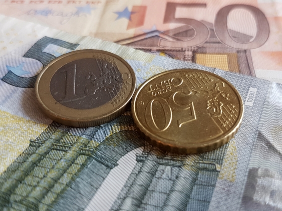 In Flevoland zijn er minder winkels waar contant kan worden afgerekend In Flevoland zijn er minder winkels waar contant kan worden afgerekend