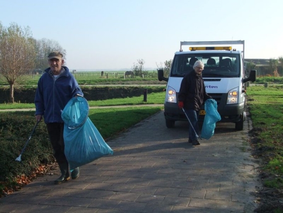 Eerste Dronter ZAP-dag: samen zwerfafval opruimen Eerste Dronter ZAP-dag: samen zwerfafval opruimen