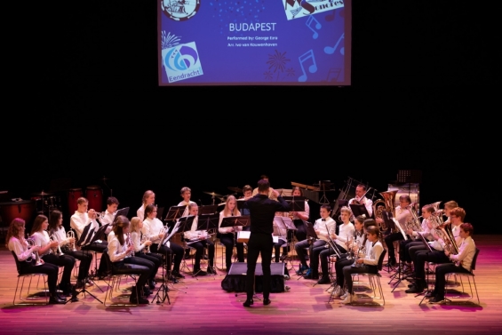 Nieuw concept New Years Brass een daverend succes Nieuw concept New Years Brass een daverend succes