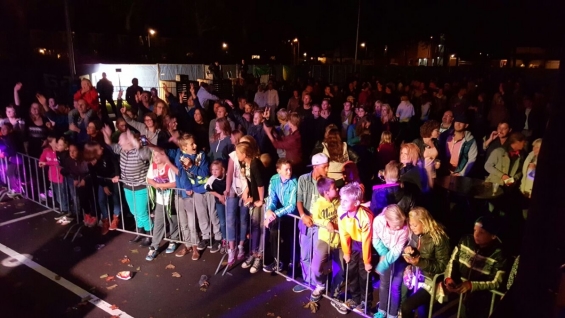 Op Dreef Feestweek in Biddinghuizen: Een reis door tijd en traditie Op Dreef Feestweek in Biddinghuizen: Een reis door tijd en traditie