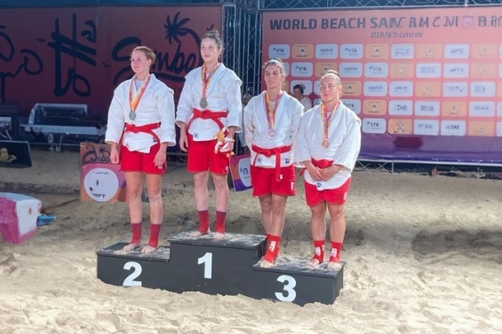 Sacha Buwalda haalt zilver op WK Beach Sambo in Dominicaanse Republiek Sacha Buwalda haalt zilver op WK Beach Sambo in Dominicaanse Republiek