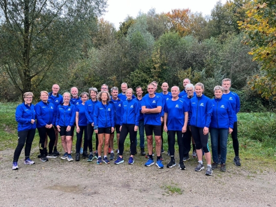 Loopgroep Biddinghuizen in het nieuw vanwege 40-jarig bestaan Loopgroep Biddinghuizen in het nieuw vanwege 40-jarig bestaan