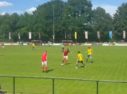 BAS blijft in de race voor klassebehoud na 3-2 zege BAS blijft in de race voor klassebehoud na 3-2 zege