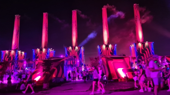 WannaLLow helpt je Lowlands door WannaLLow helpt je Lowlands door