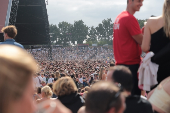 Techniekprobleem stopt Sef niet.